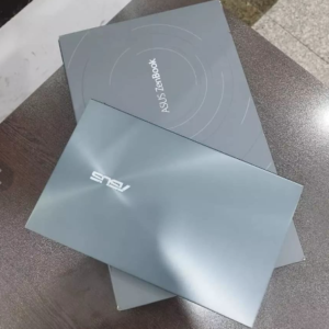 *ASUS ZenBook 14 UX435EG*